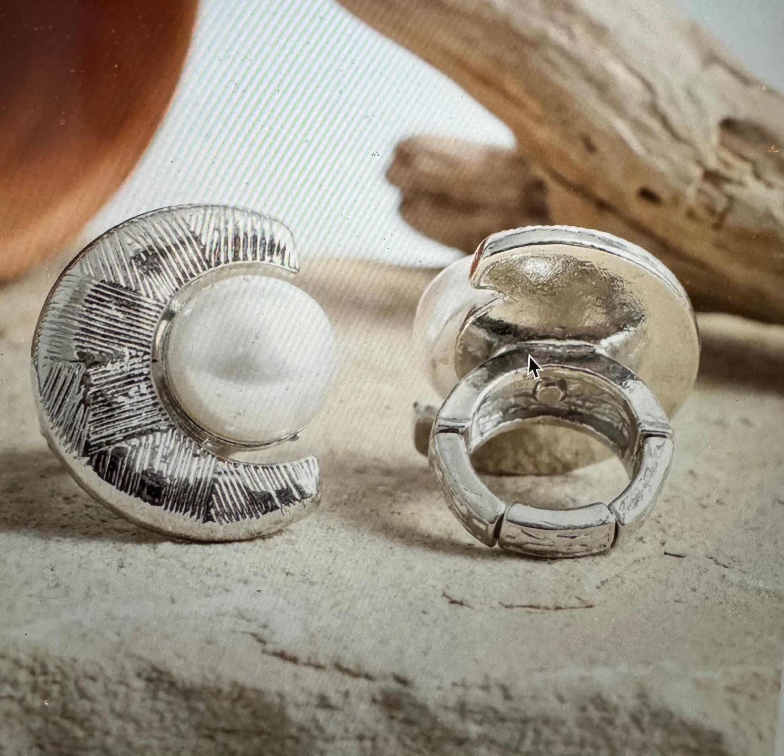 cellImage_2109347998_3 Chunky Silver Textured Crescent Pearl Ring - Image 1
